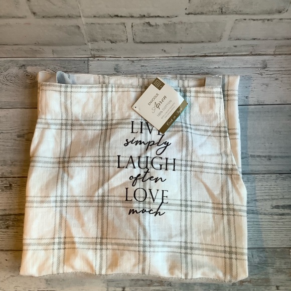 ENVOGUE Live Laugh Love Plaid Printed Apron - Picture 3 of 6
